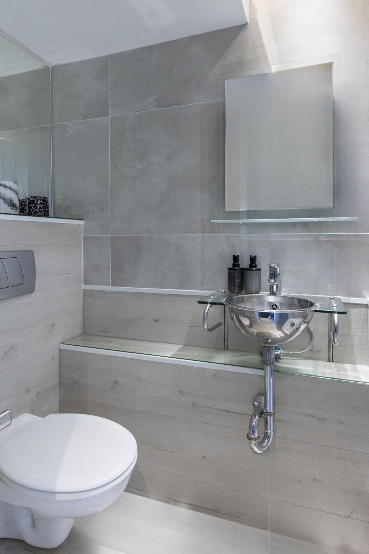 Clifton Yolo Spaces - Clifton Beachfront Executive Apartment Cape Town Bagian luar foto