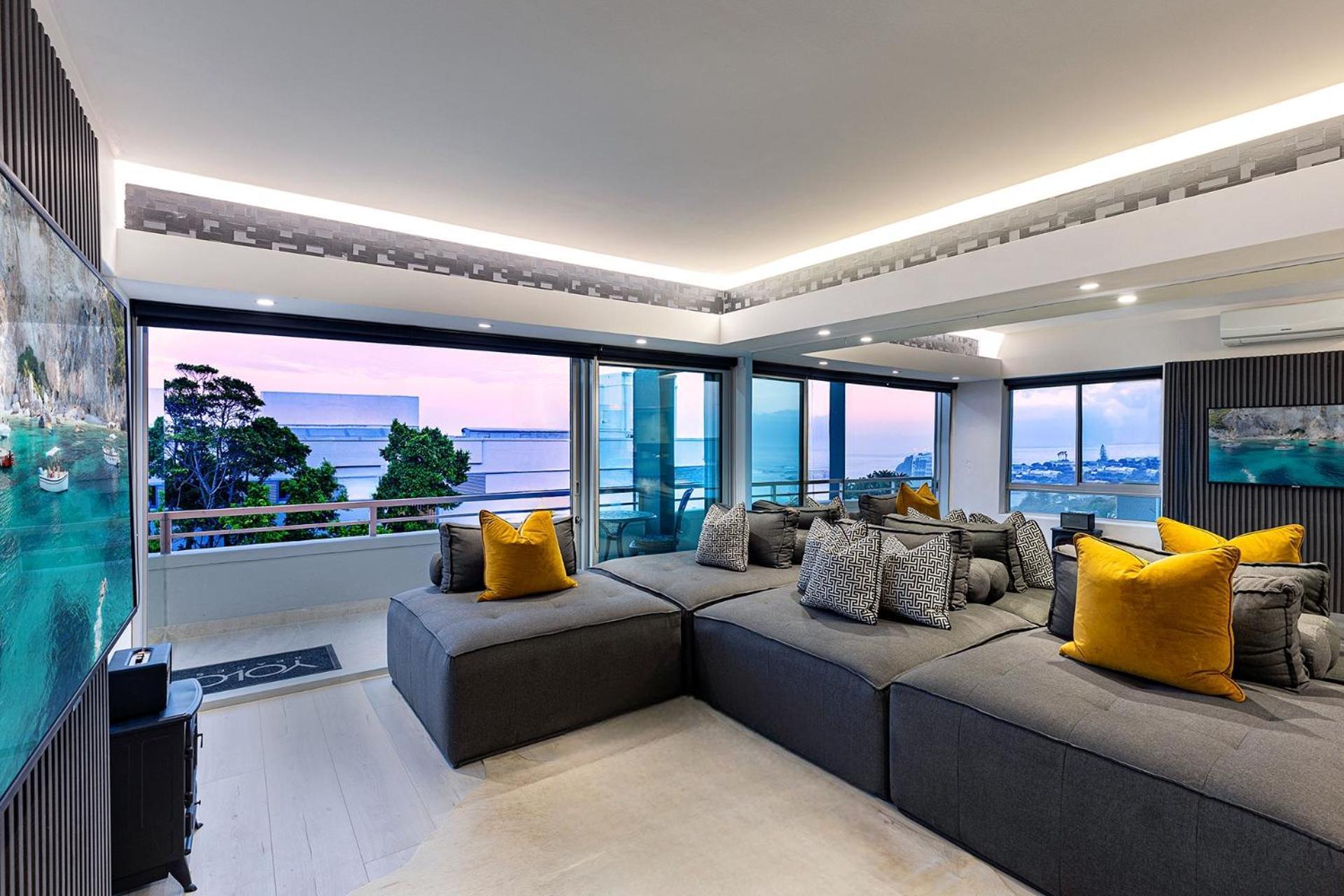 Clifton Yolo Spaces - Clifton Beachfront Executive Apartment Cape Town Bagian luar foto